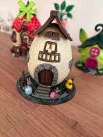 (Fehldruck) Osterhasenhaus / Ei-Haus, handbemalt,...